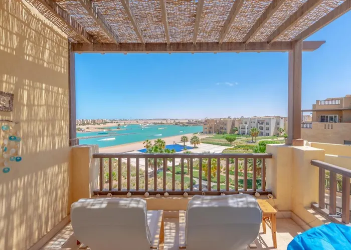 شقة Sunny 2 Bedroom + Private Roof Terrace Lagoon View